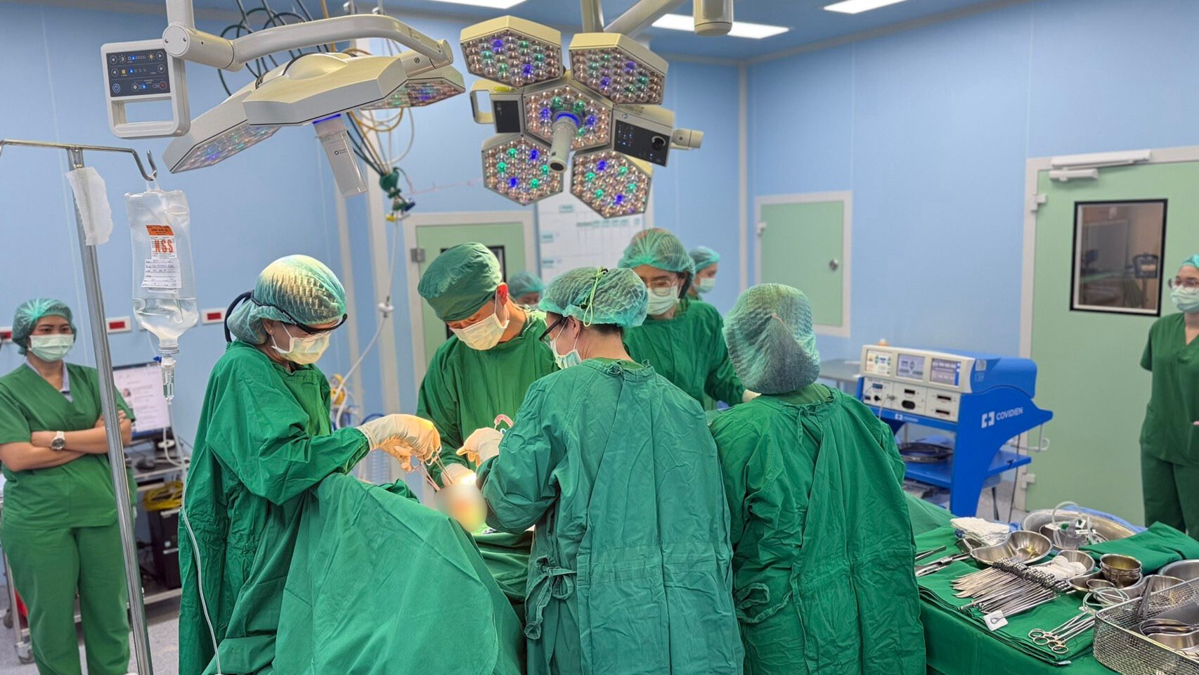 โครงการสอนและสาธิต (Coaching) การผ่าตัดเต้านมแบบสงวนเต้านม (Breast Conserving Surgery: BCS) และการผ่าตัดสร้างเสริมเต้านม (Breast Reconstruction) ประจำ...